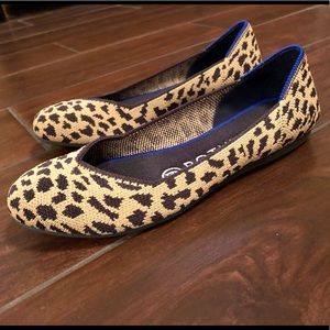 Leopard flats